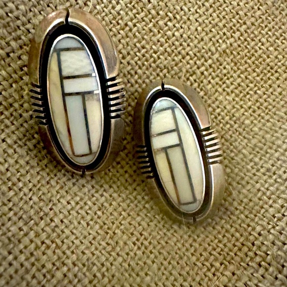 Gilbert Nelson Sterling Silver Navajo Art Deco Inlay Inlaid Earrings Signed OOAK - Picture 2 of 9